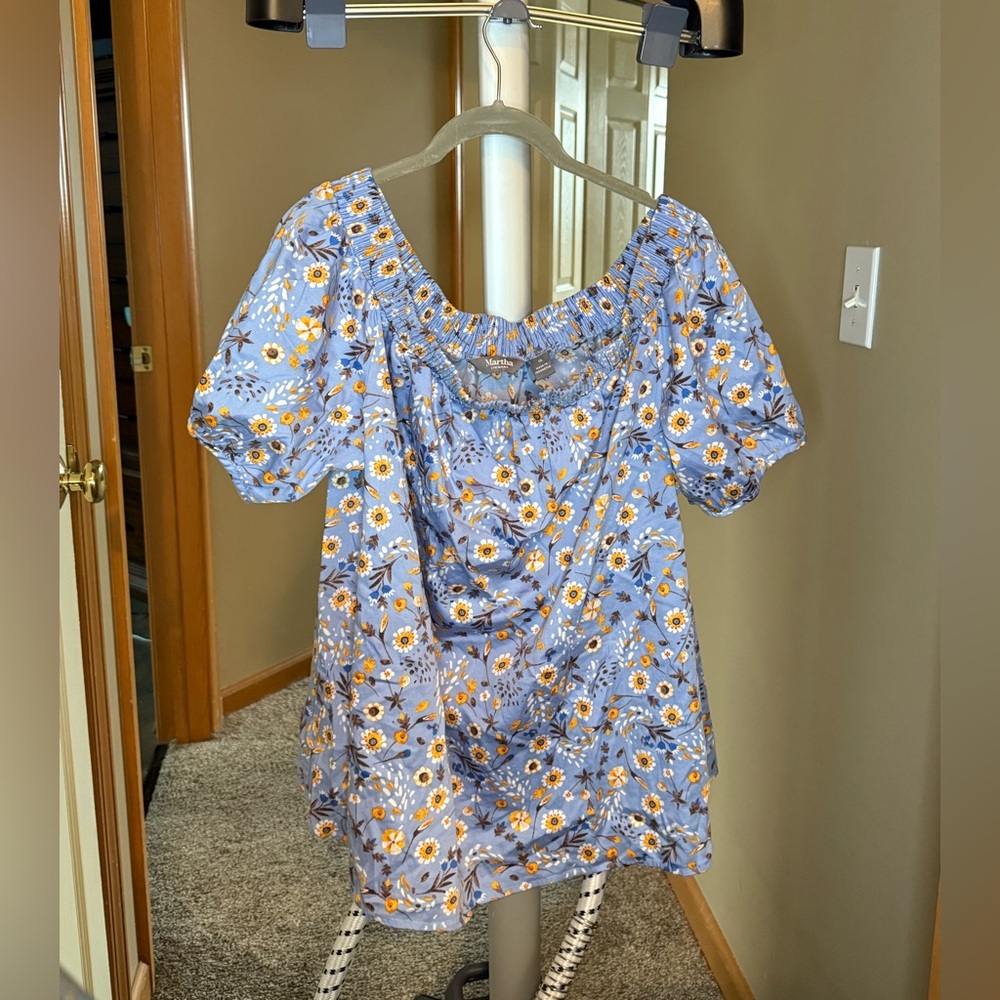 Martha Stewart Blue Floral Puff-Sleeve Blouse